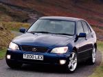 Lexus IS200 1999 года (UK)